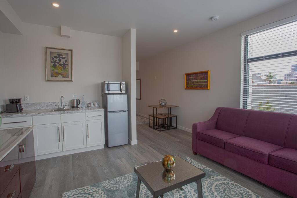 One Bedroom Apartment With San Diego Downtown View Exterior photo